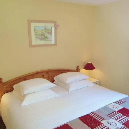 シャレー Cozy Chalet In Bohan With Forest Nearby