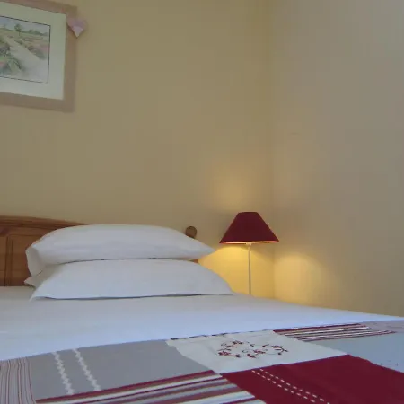 Cozy Chalet In Bohan With Forest Nearby * ヴレス・シュル・スモワ