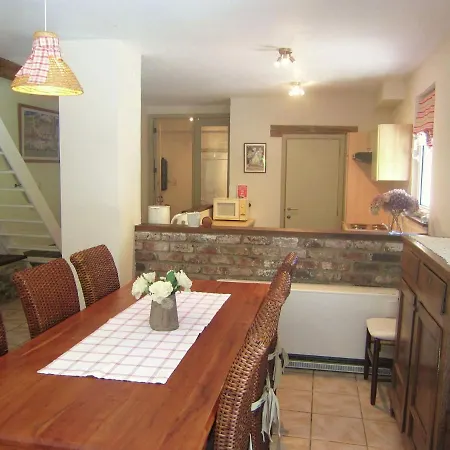 Cozy Chalet In Bohan With Forest Nearby *