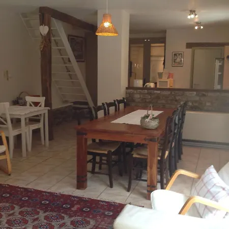 Cozy Chalet In Bohan With Forest Nearby * ヴレス・シュル・スモワ